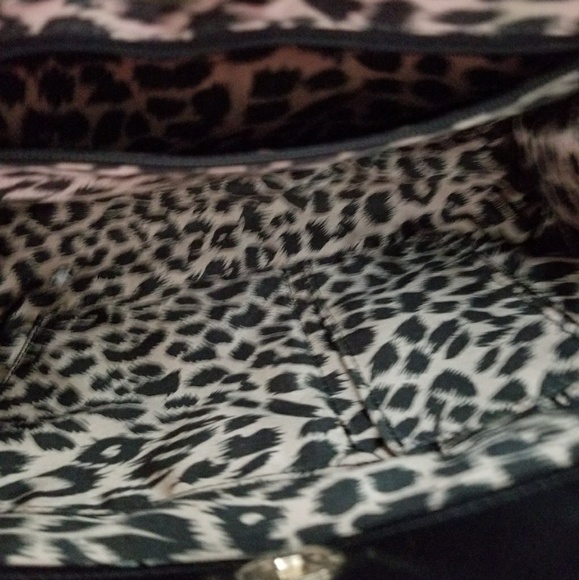 Guess handbag - Picture 3 of 3